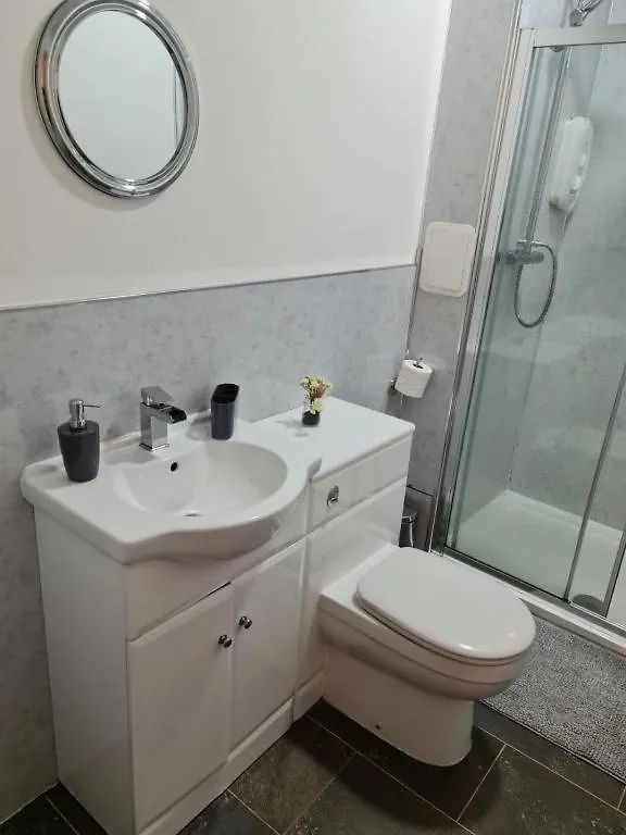 Haymarket Station Rooms Эдинбург